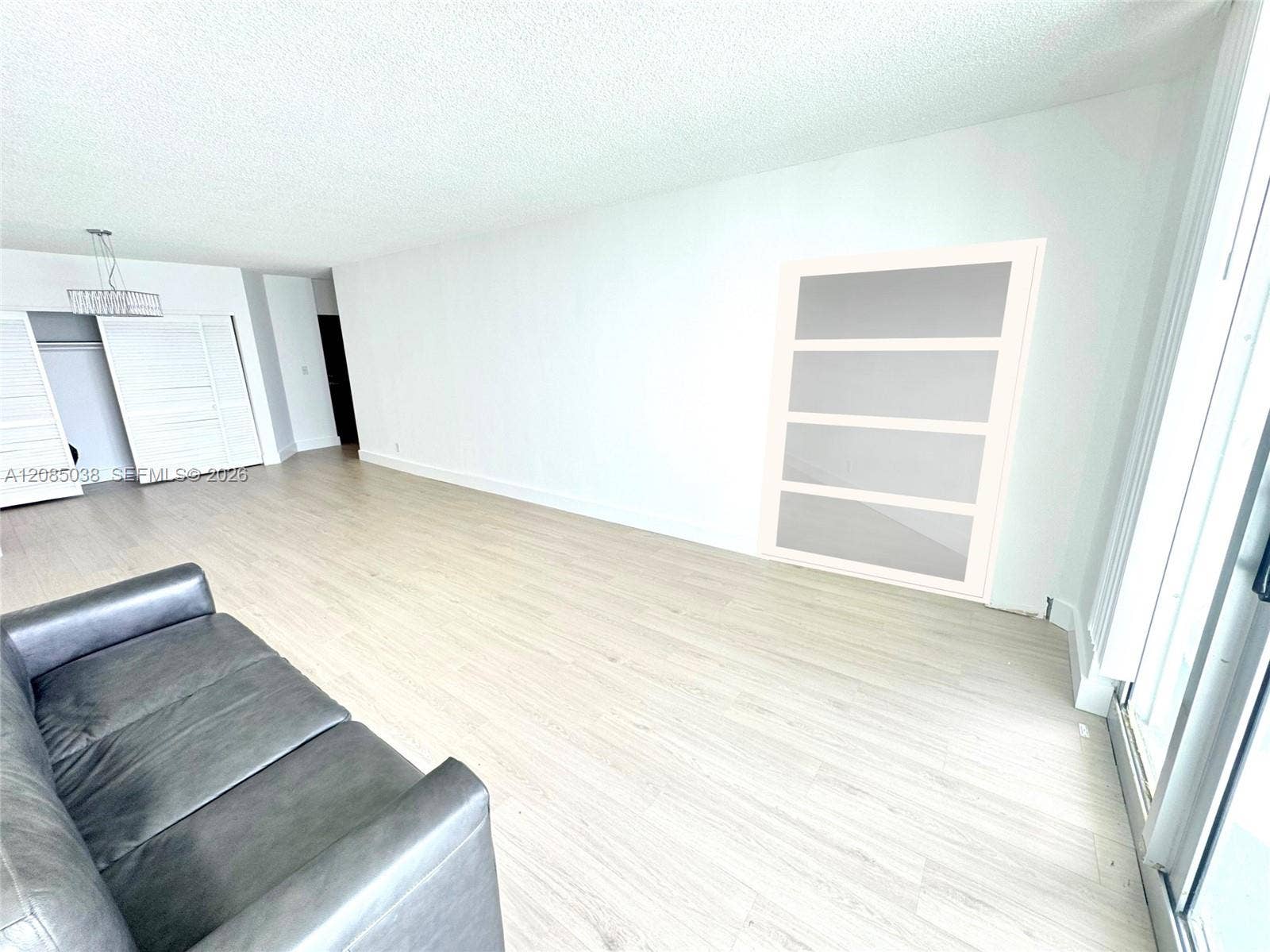 3901 S Ocean Drive, #11L, Hollywood, FL 33019 *Virtual pic of Asian shoji door concept for the small bedroom