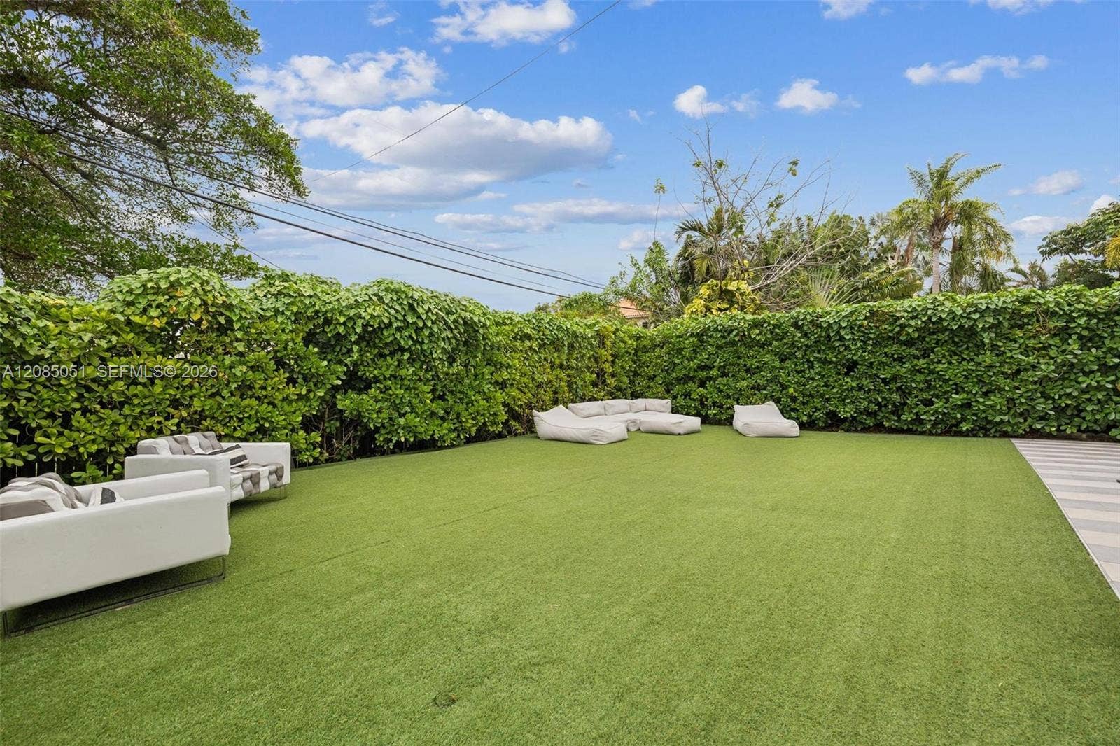 2615 NE 213th Street, Miami, FL 33180 Photo 23