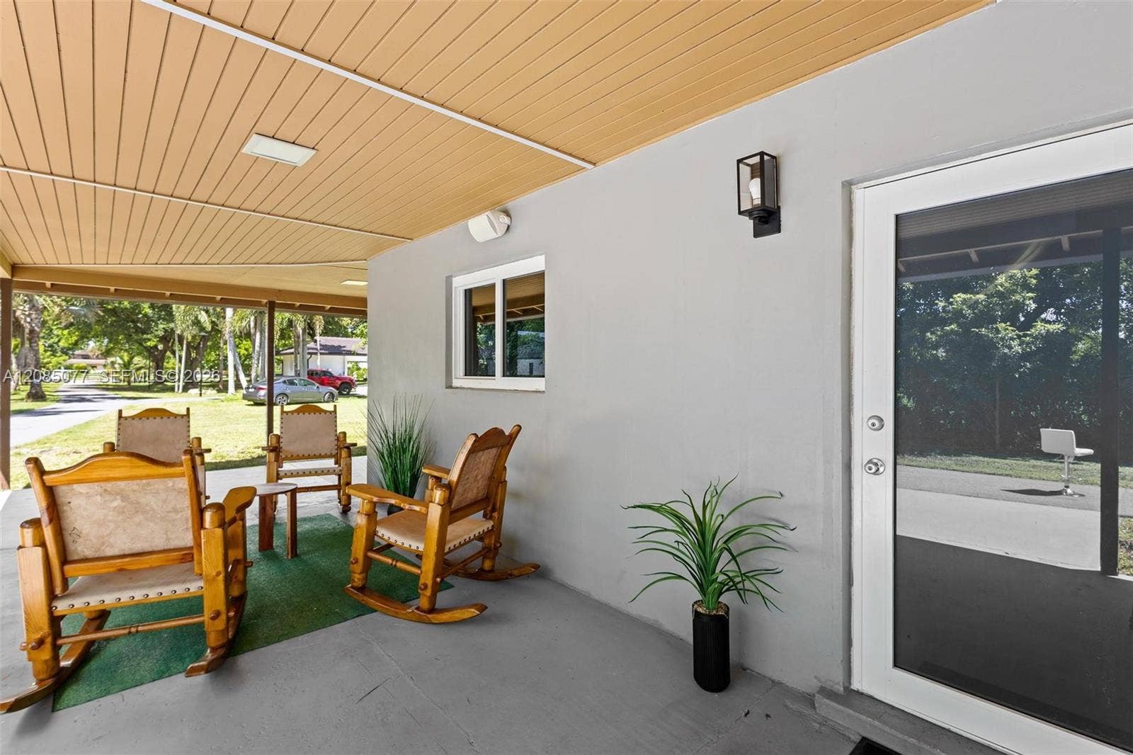 3351 SW 132nd Avenue, Miramar, FL 33027 guest house