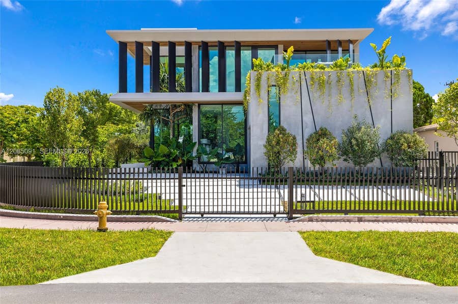 Property photo for 4940 Cherokee Avenue, Miami Beach, FL