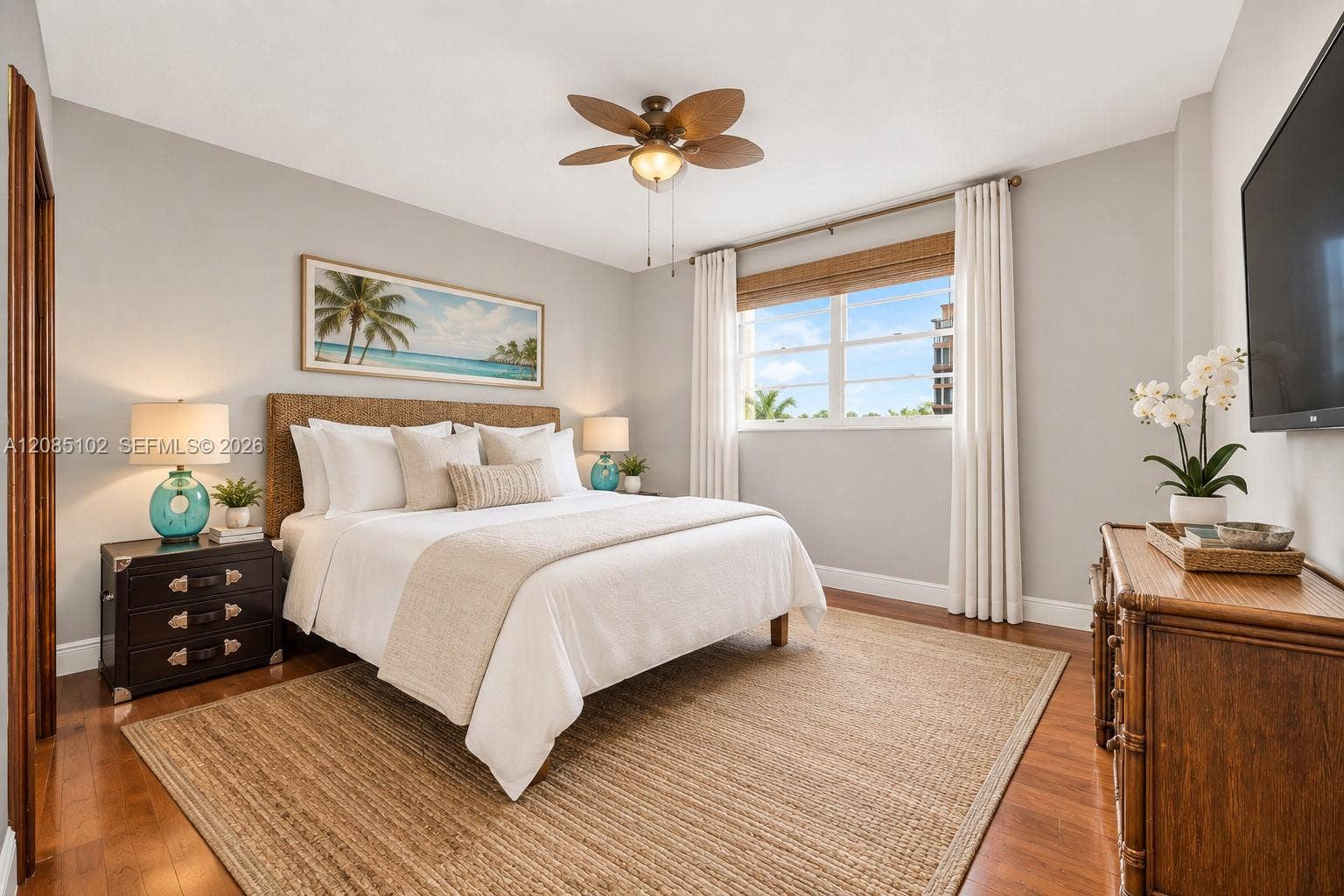 90 Edgewater Drive, #PH10, Coral Gables, FL 33133 Photo 5