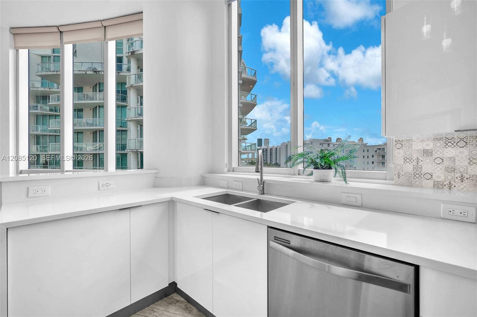 3029 NE 188th Street, #725, Aventura, FL 33180 Photo 15