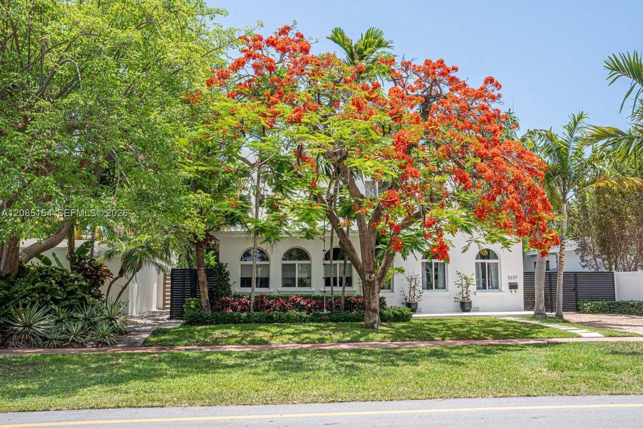 5237 La Gorce Drive, Miami Beach, FL 33140 Photo 2