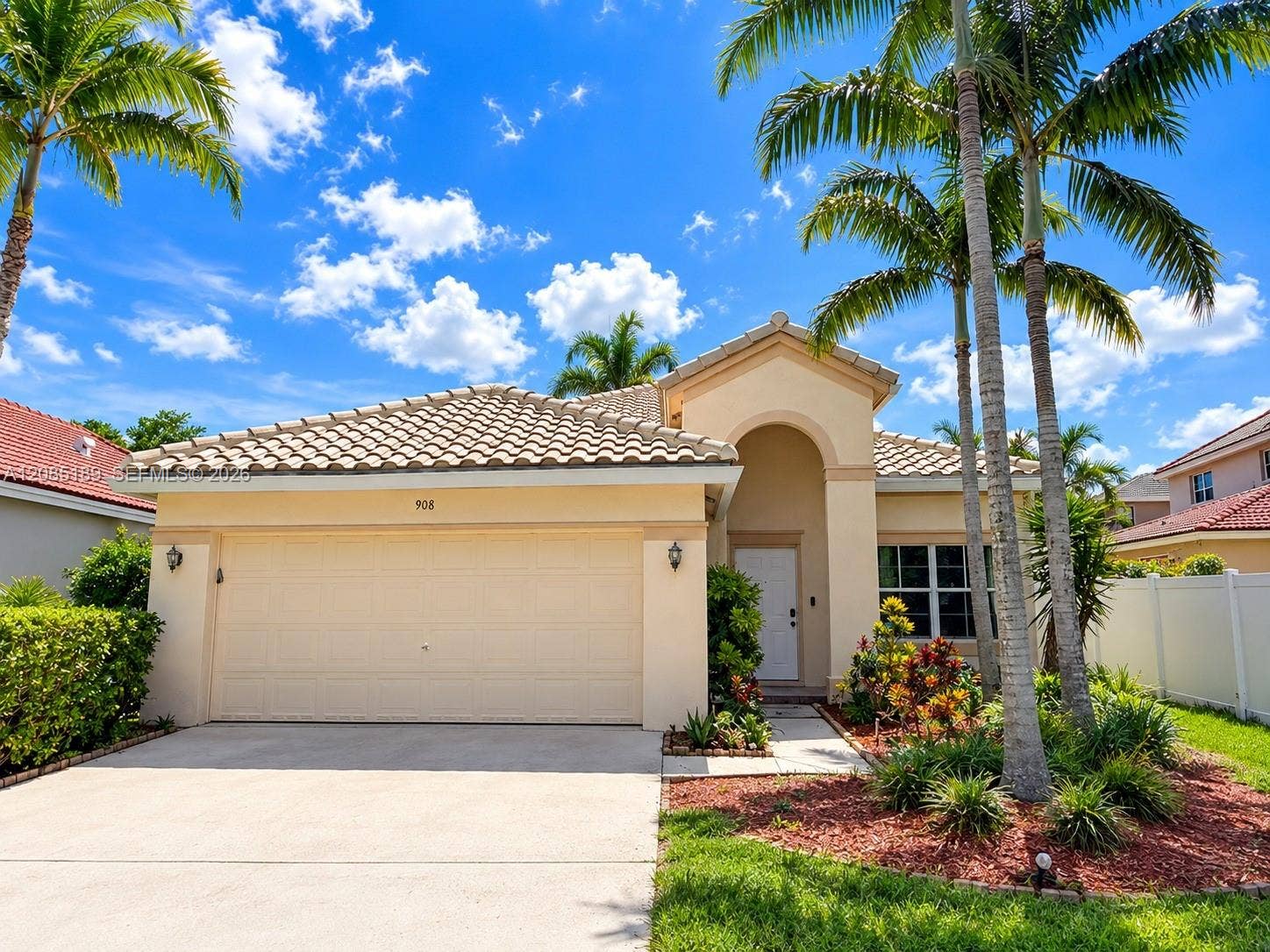 908 Tanglewood Circle, #908, Weston, Weston, FL 33327 Photo 2