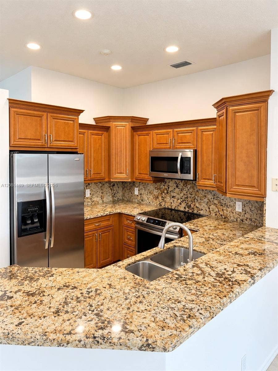 908 Tanglewood Circle, #908, Weston, Weston, FL 33327 Photo 7