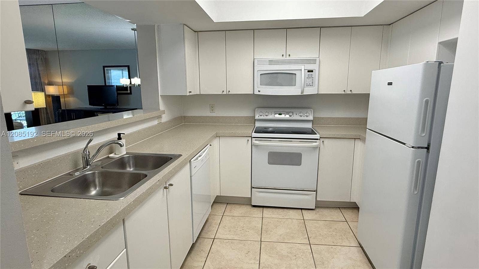 17375 Collins Avenue, #804, Sunny Isles Beach, FL 33160 Photo 8