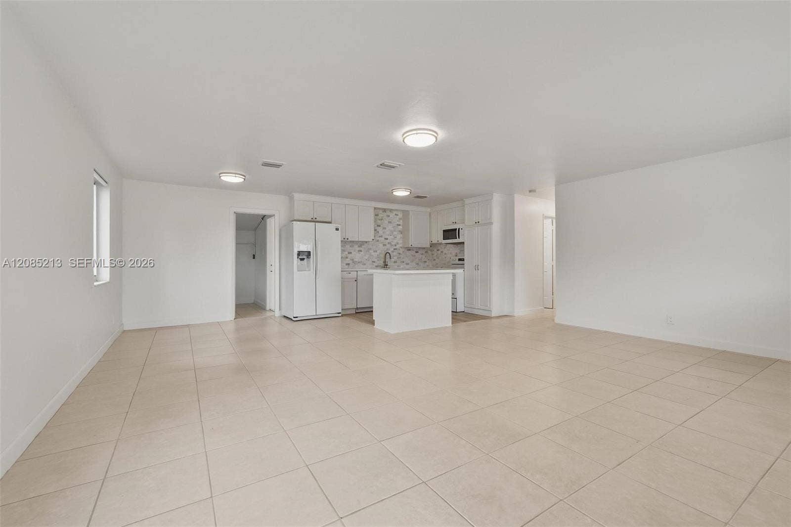 5820 NE 2nd Avenue, Oakland Park, FL 33334 Photo 6