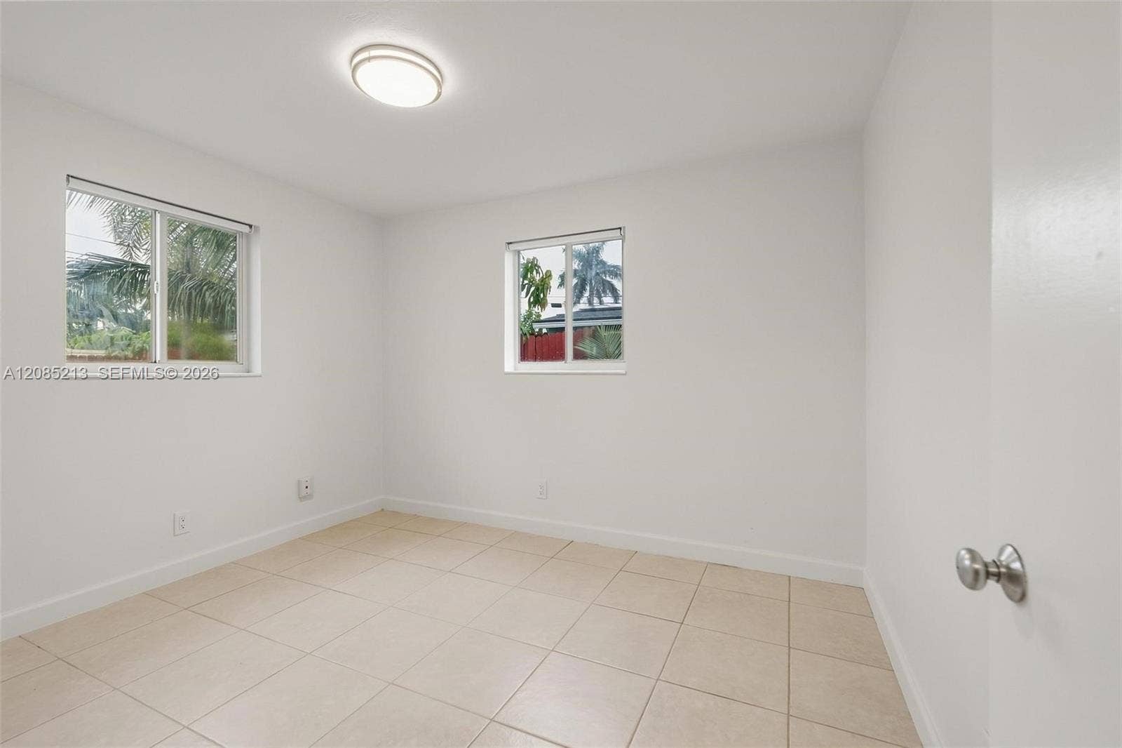 5820 NE 2nd Avenue, Oakland Park, FL 33334 Photo 14