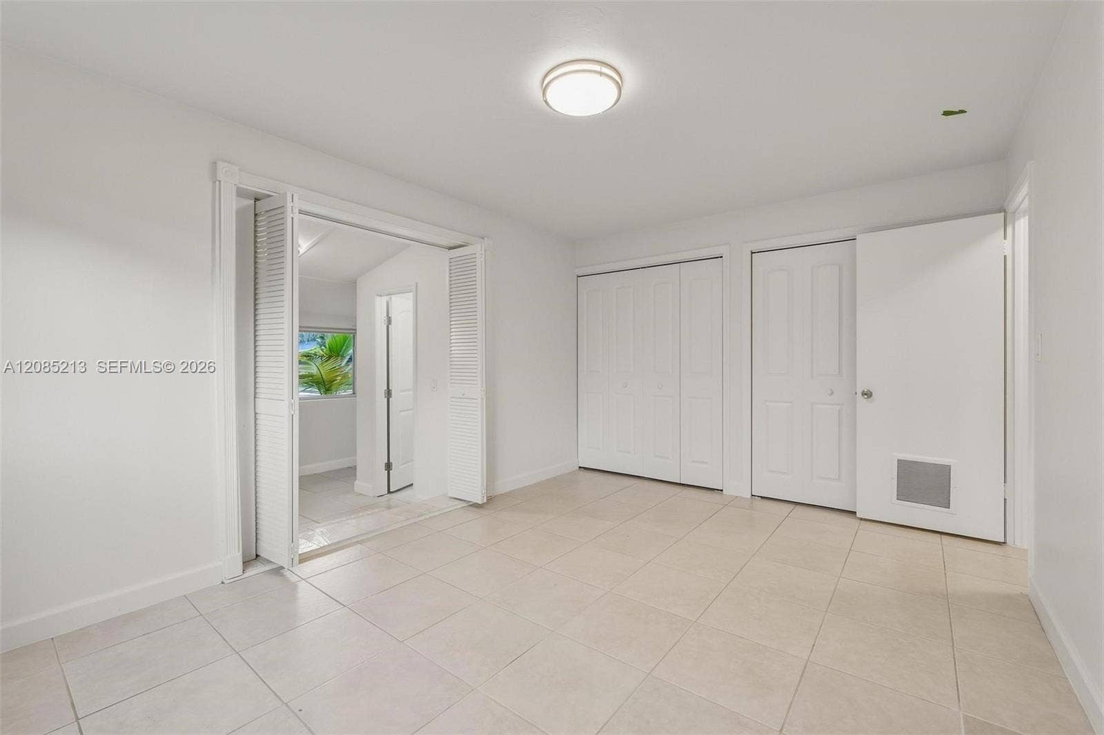 5820 NE 2nd Avenue, Oakland Park, FL 33334 Photo 10
