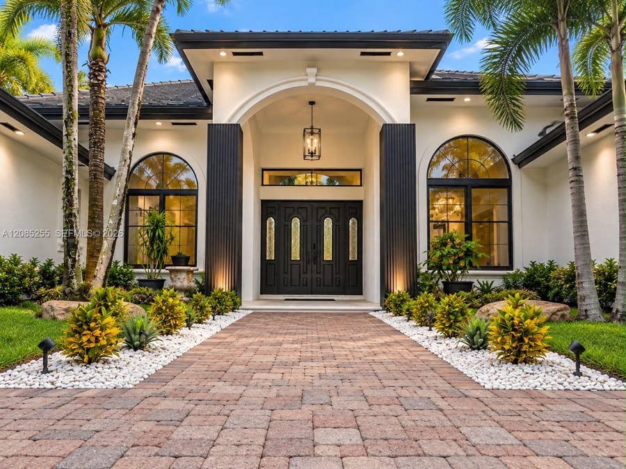 Property photo for 11980 Piccadilly Place, Davie, FL