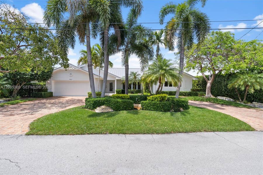 Property photo for 3061 NE 39th Street, Fort Lauderdale, FL