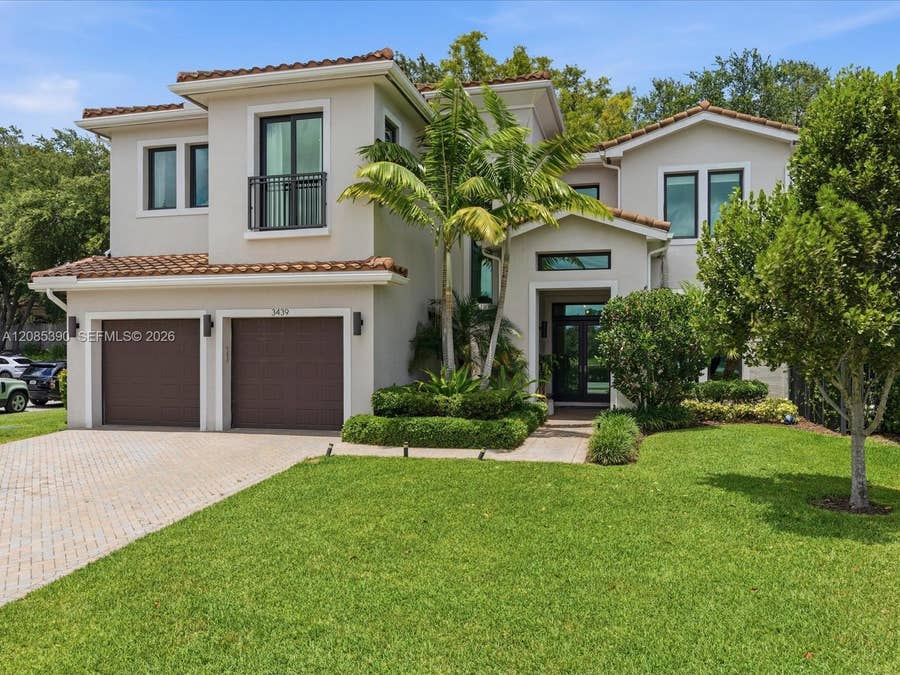 Property photo for 3439 N Brookfield Circle N, #3439, Hollywood, FL