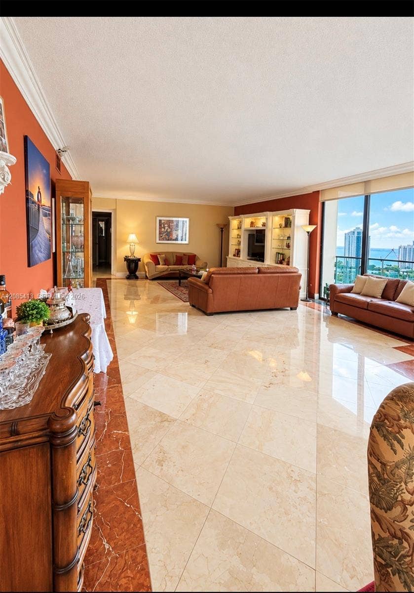 19355 Turnberry Way, #24E, Aventura, FL 33180 Photo 3