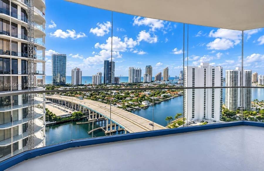 Property photo for 19355 Turnberry Way, #24E, Aventura, FL
