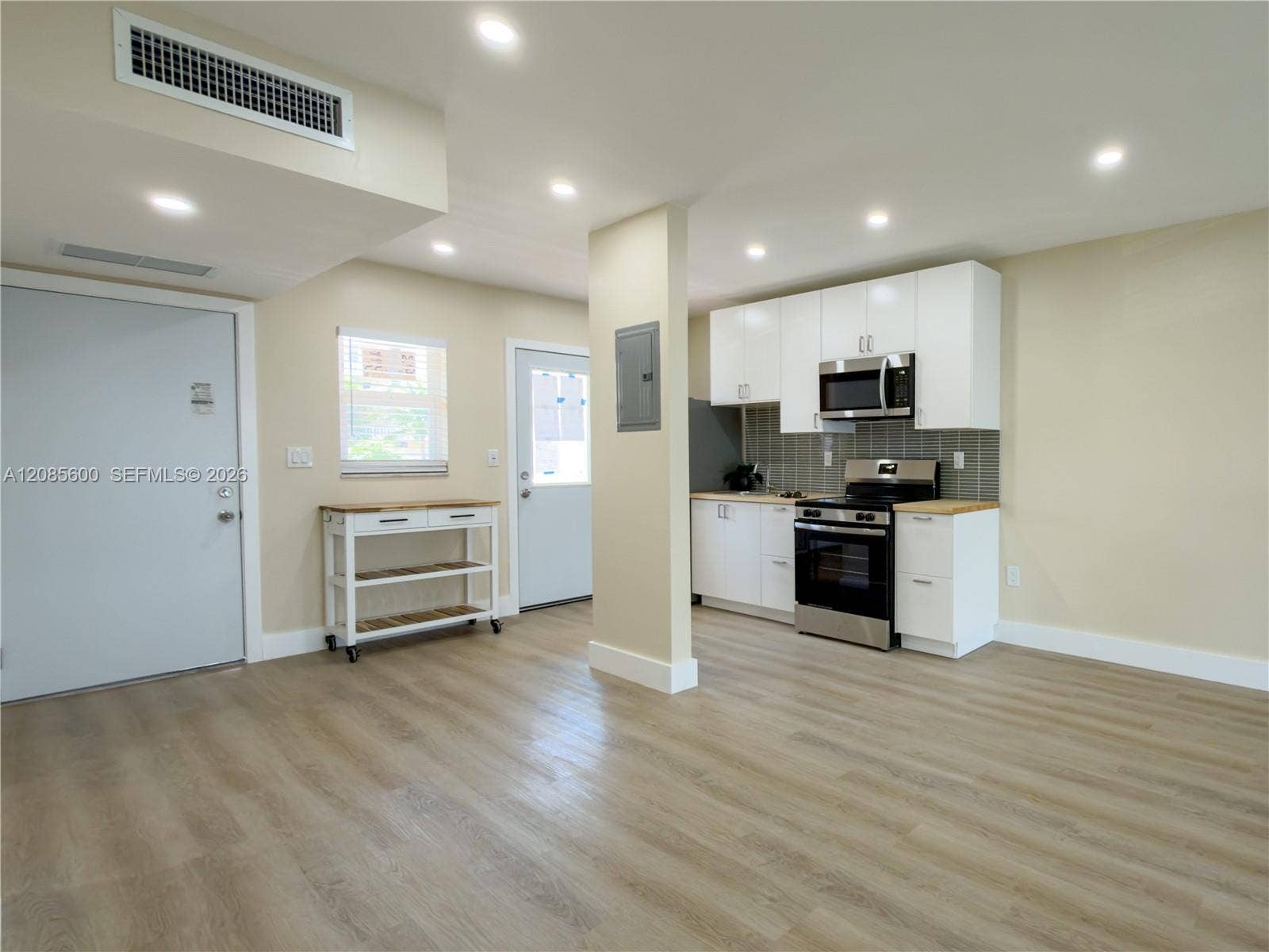 2949 Point East Drive, #B304, Aventura, FL 33160 Photo 11