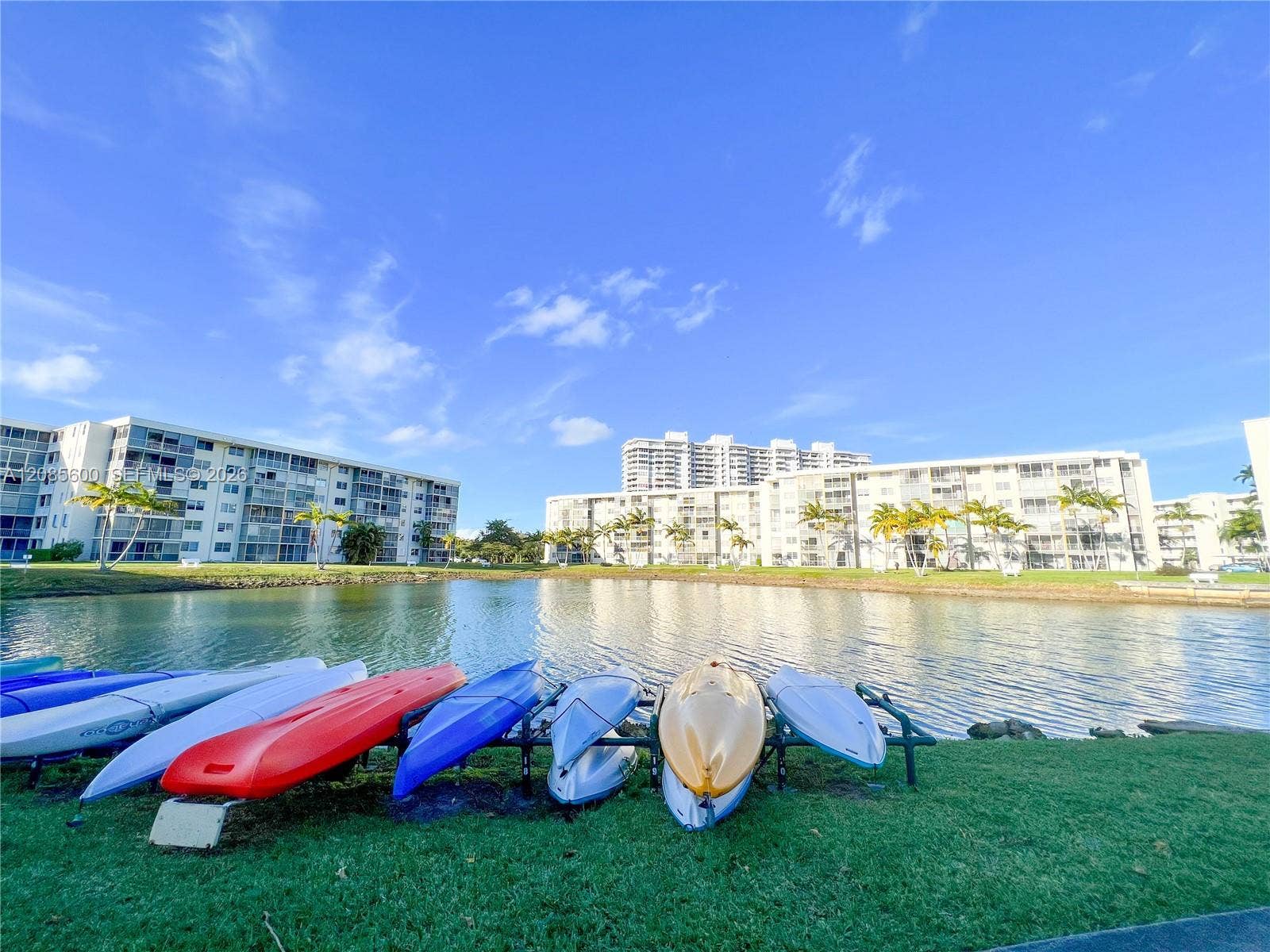 2949 Point East Drive, #B304, Aventura, FL 33160 Kayaks