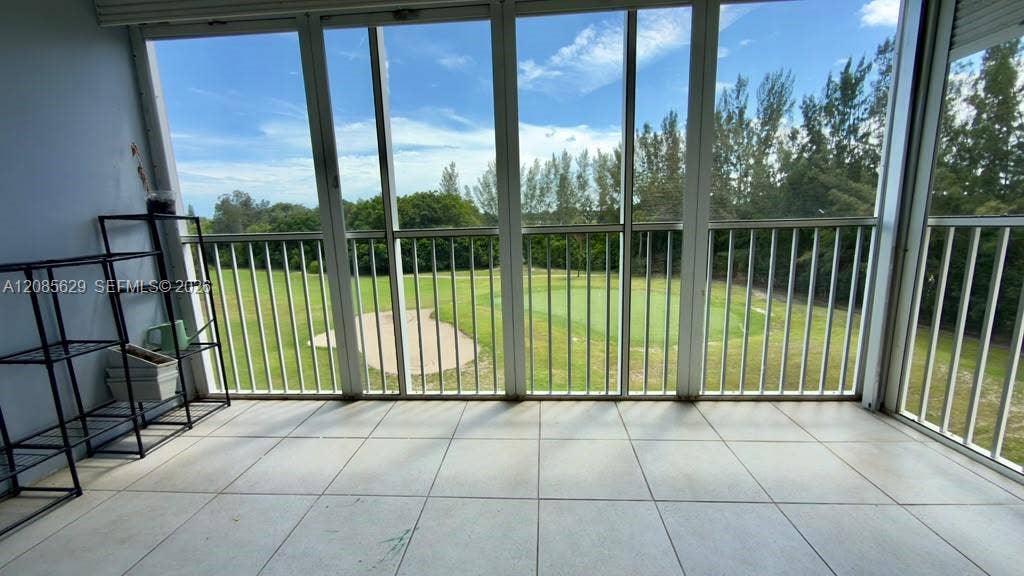 3150 N Palm Aire Drive, #503, Pompano Beach, Pompano Beach, FL 33069 Photo 8
