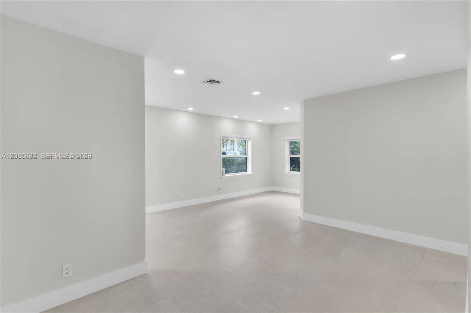 1525 NE 18th Avenue, Fort Lauderdale, FL 33304 Photo 29