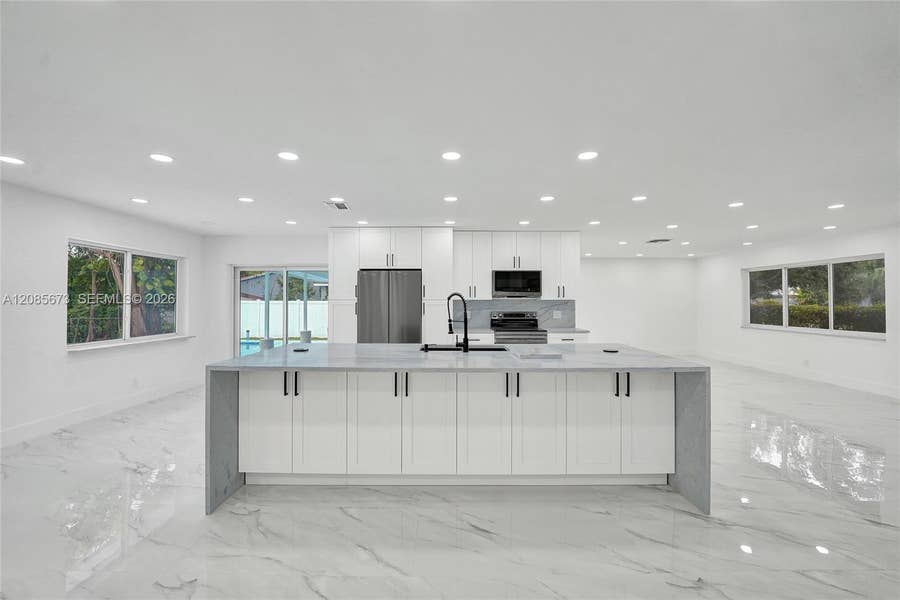 Property photo for 10601 NW 43rd Court, Coral Springs, FL