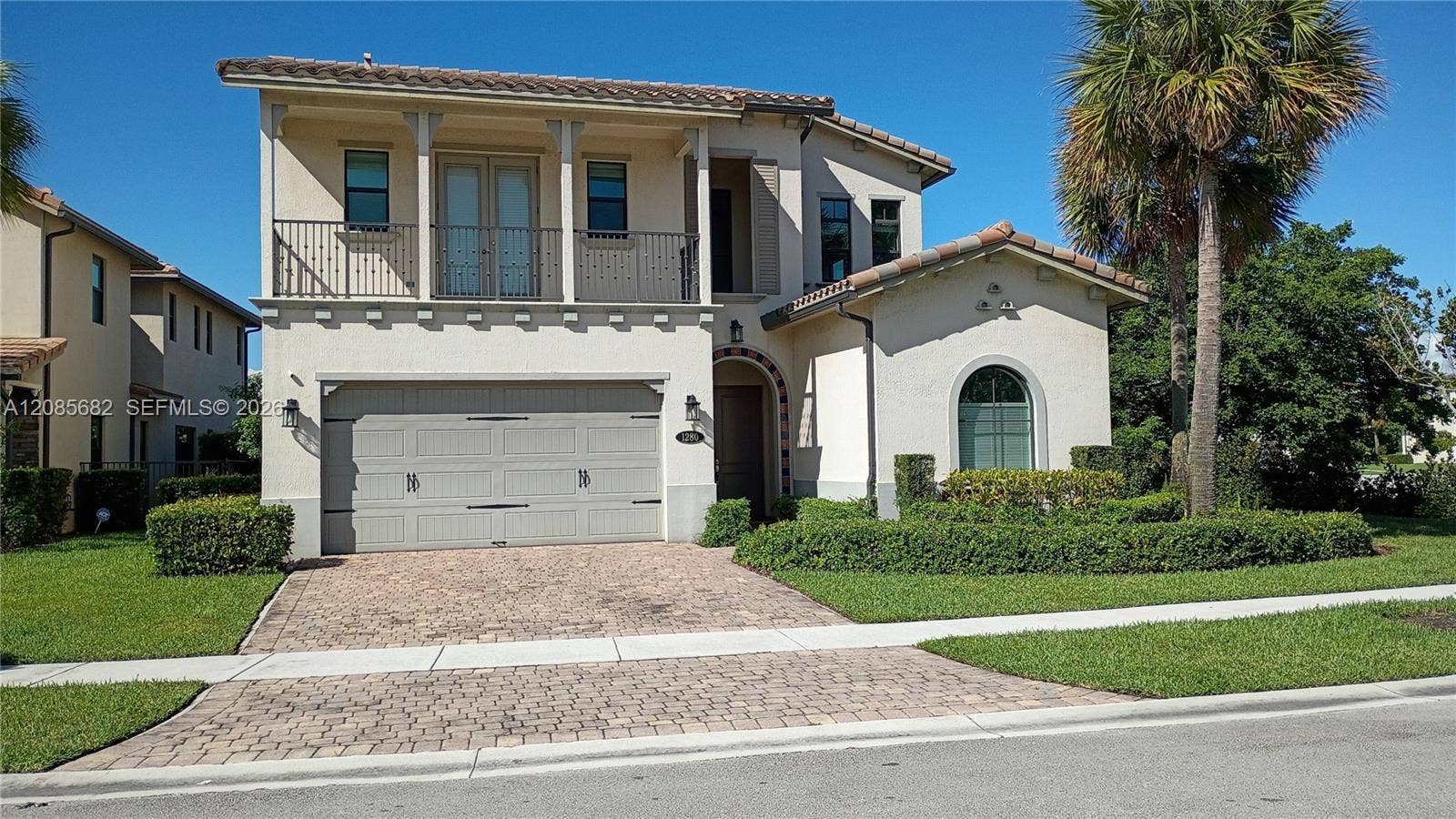 1280 SW 113th Way, Pembroke Pines, FL 33025 Photo 2