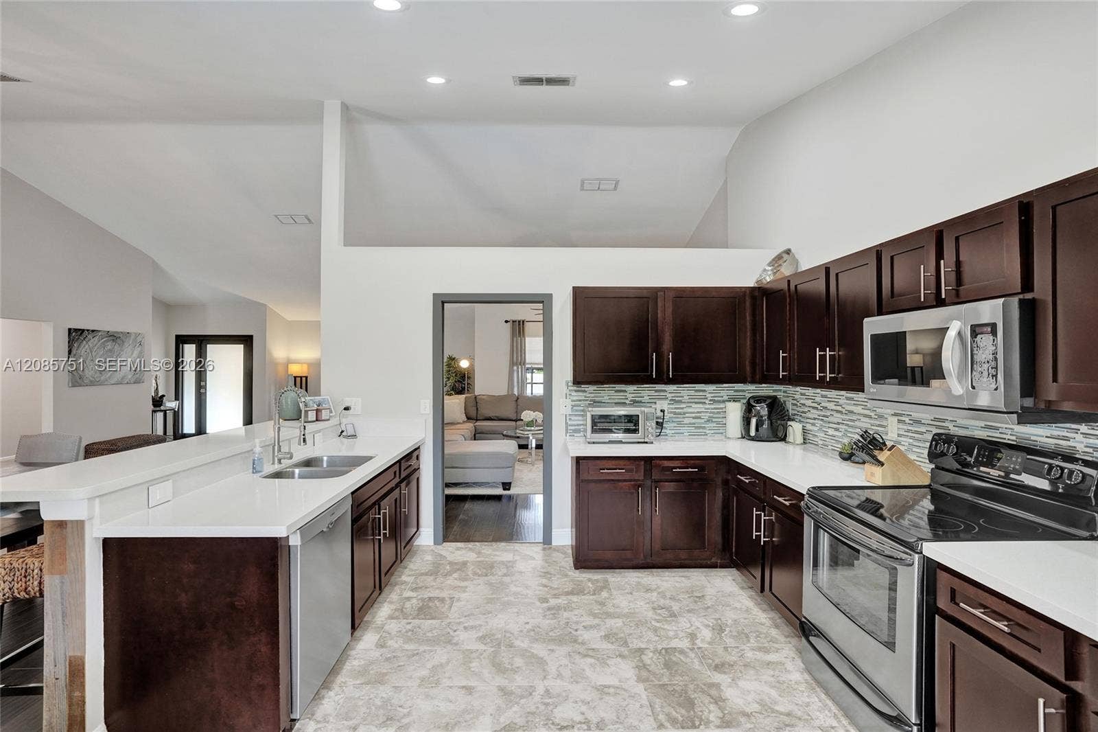 3001 Old Orchard Road, Davie, FL 33328 Photo 8