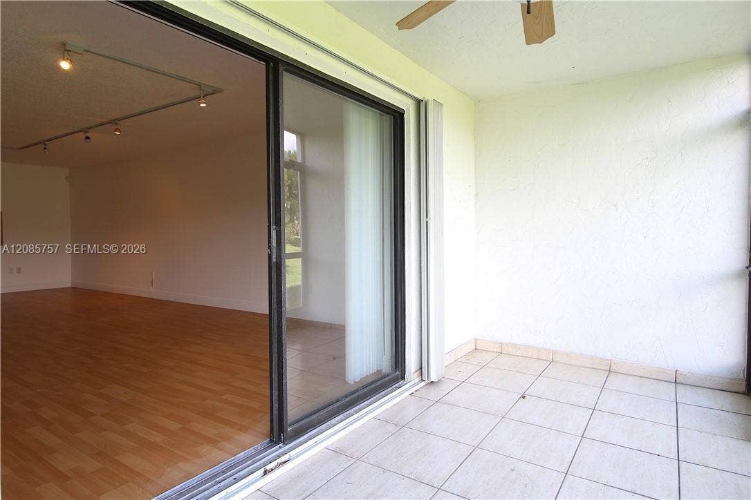 16051 Blatt Boulevard, #112, Weston, FL 33326 Photo 16