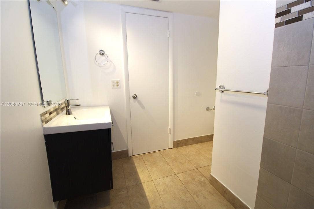16051 Blatt Boulevard, #112, Weston, FL 33326 Photo 15
