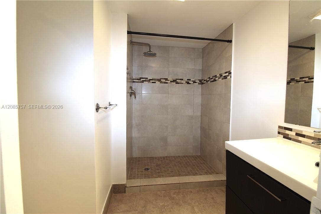 16051 Blatt Boulevard, #112, Weston, FL 33326 Photo 14