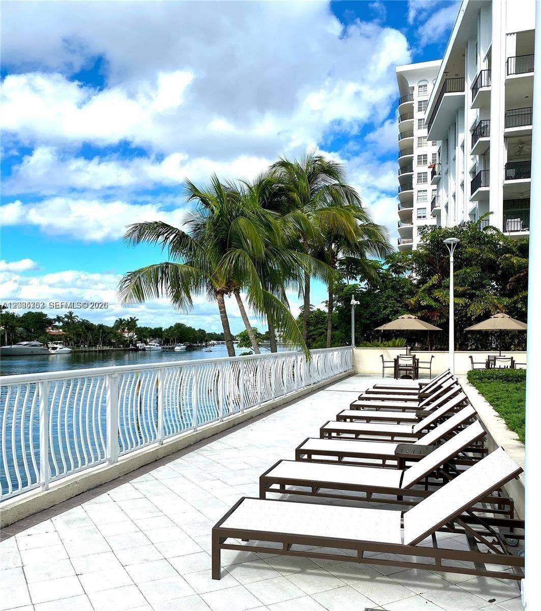 5600 E Collins Avenue, #5B, Miami Beach, FL 33140 Photo 5
