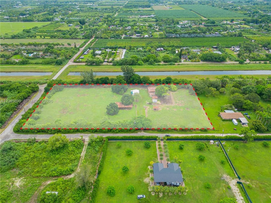 Property photo for 15365 SW 206th Avenue, Miami, FL