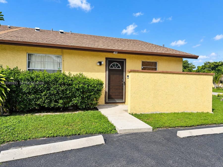 Property photo for 401 NW 43rd Street, Deerfield Beach, FL