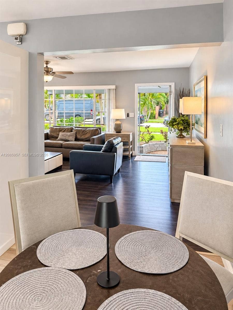 1107 NE 16th Court, Fort Lauderdale, FL 33305 Photo 4