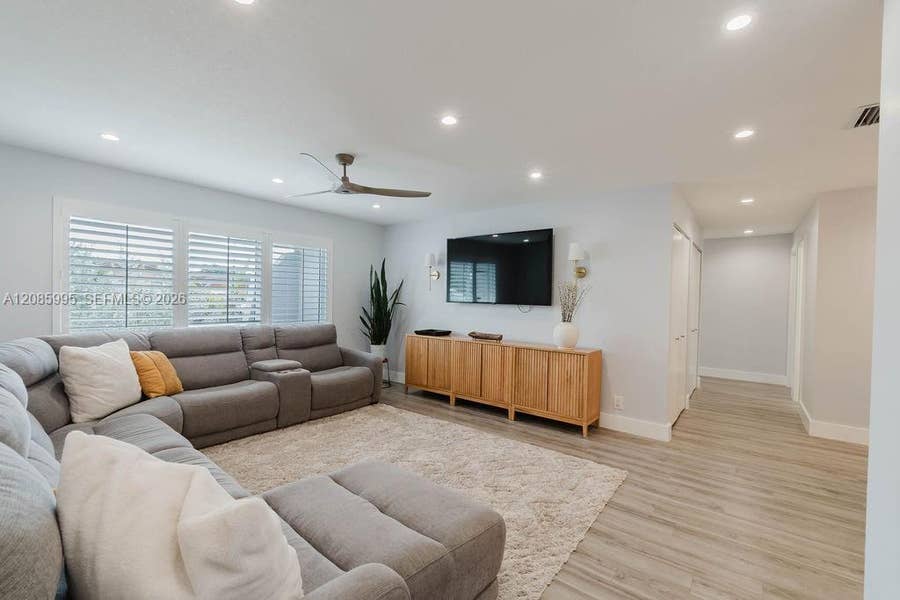 Property photo for 1732 SW 103rd Place, Miami, FL