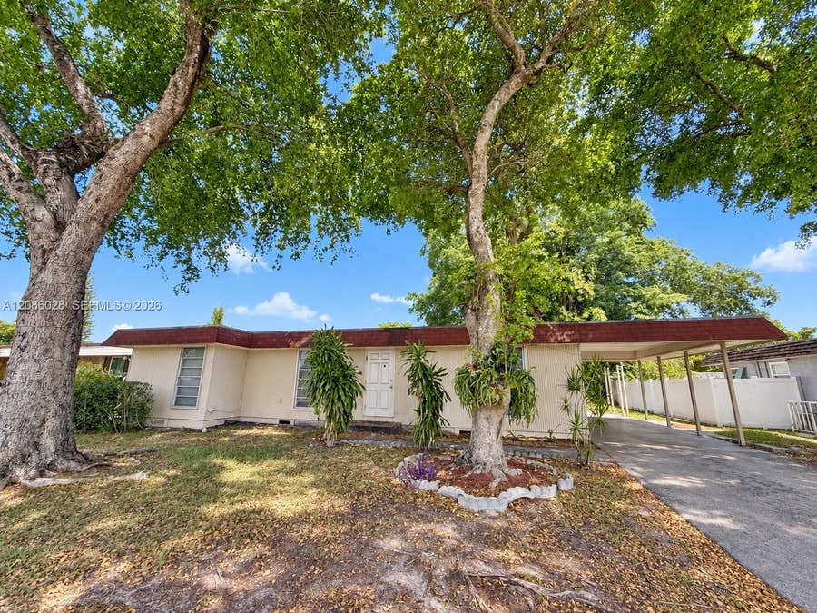 Property photo for 7804 NW 73rd Terrace, Tamarac, FL