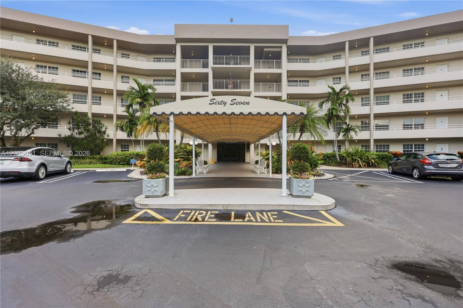 555 Oaks Lane, #309, Pompano Beach, FL 33069 Photo 1