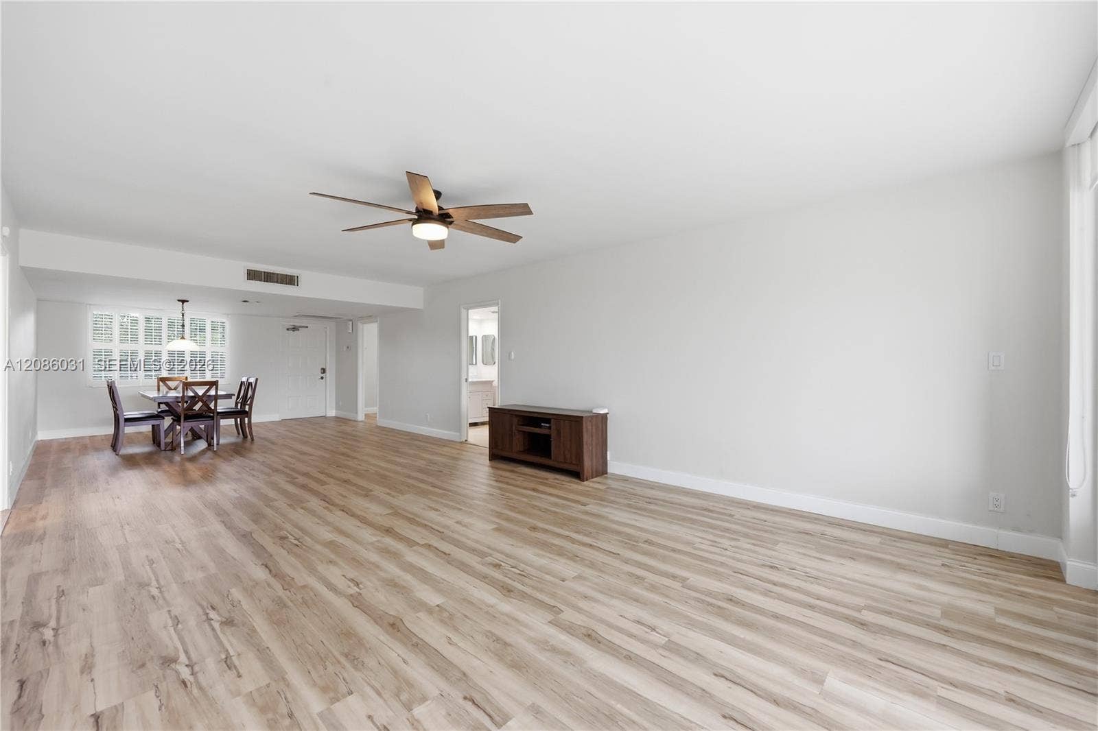 555 Oaks Lane, #309, Pompano Beach, FL 33069 Photo 21