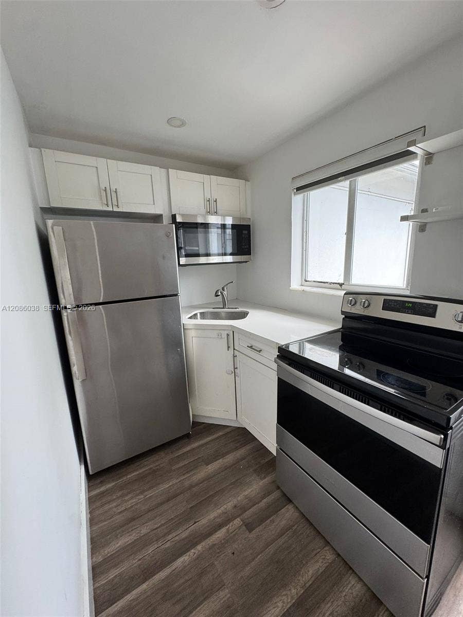 685 SW 7th Terrace, #2, Dania, Dania Beach, FL 33004 Photo 4