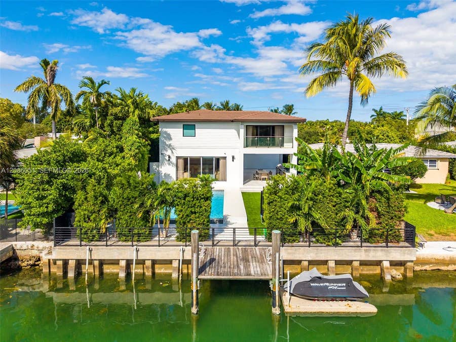 Property photo for 710 S Shore Drive, Miami Beach, FL