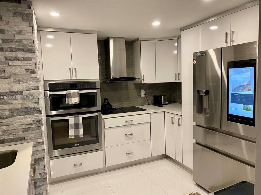 Property photo for 555 NE 15th Street, #12J, Miami, FL