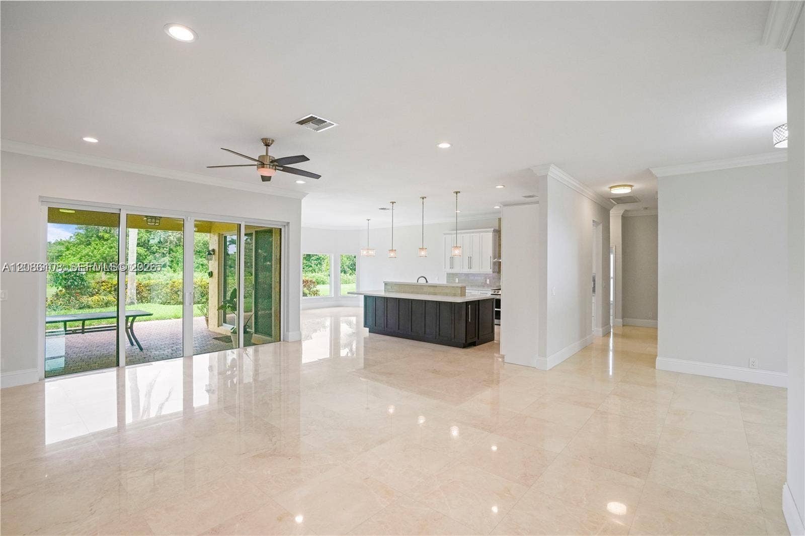 720 W Cypress Pointe Drive W, Pembroke Pines, FL 33027 Photo 19