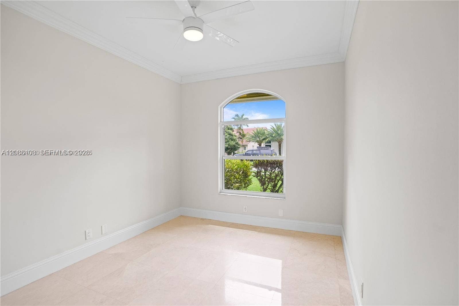 720 W Cypress Pointe Drive W, Pembroke Pines, FL 33027 Photo 22
