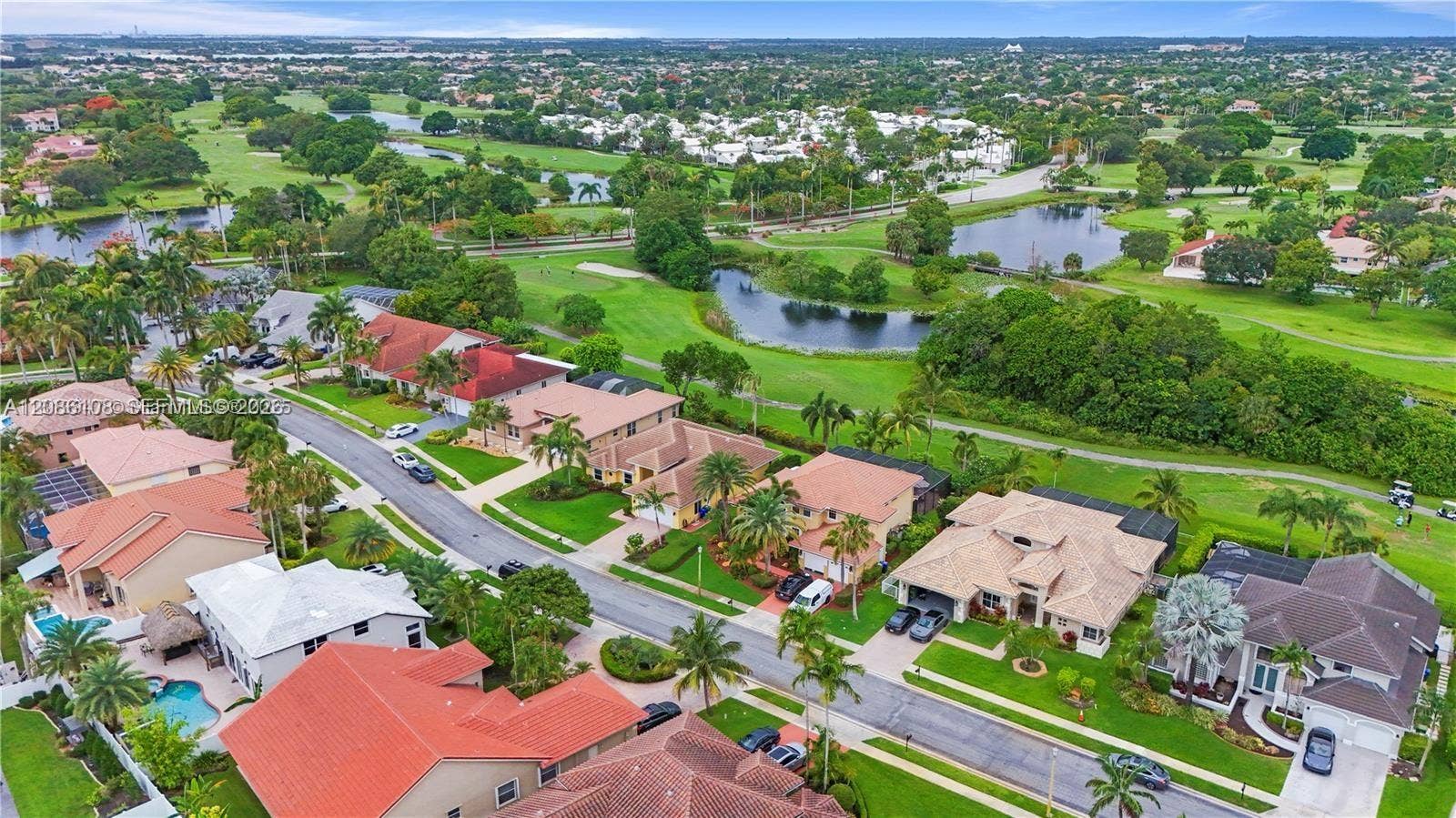 720 W Cypress Pointe Drive W, Pembroke Pines, FL 33027 Photo 57