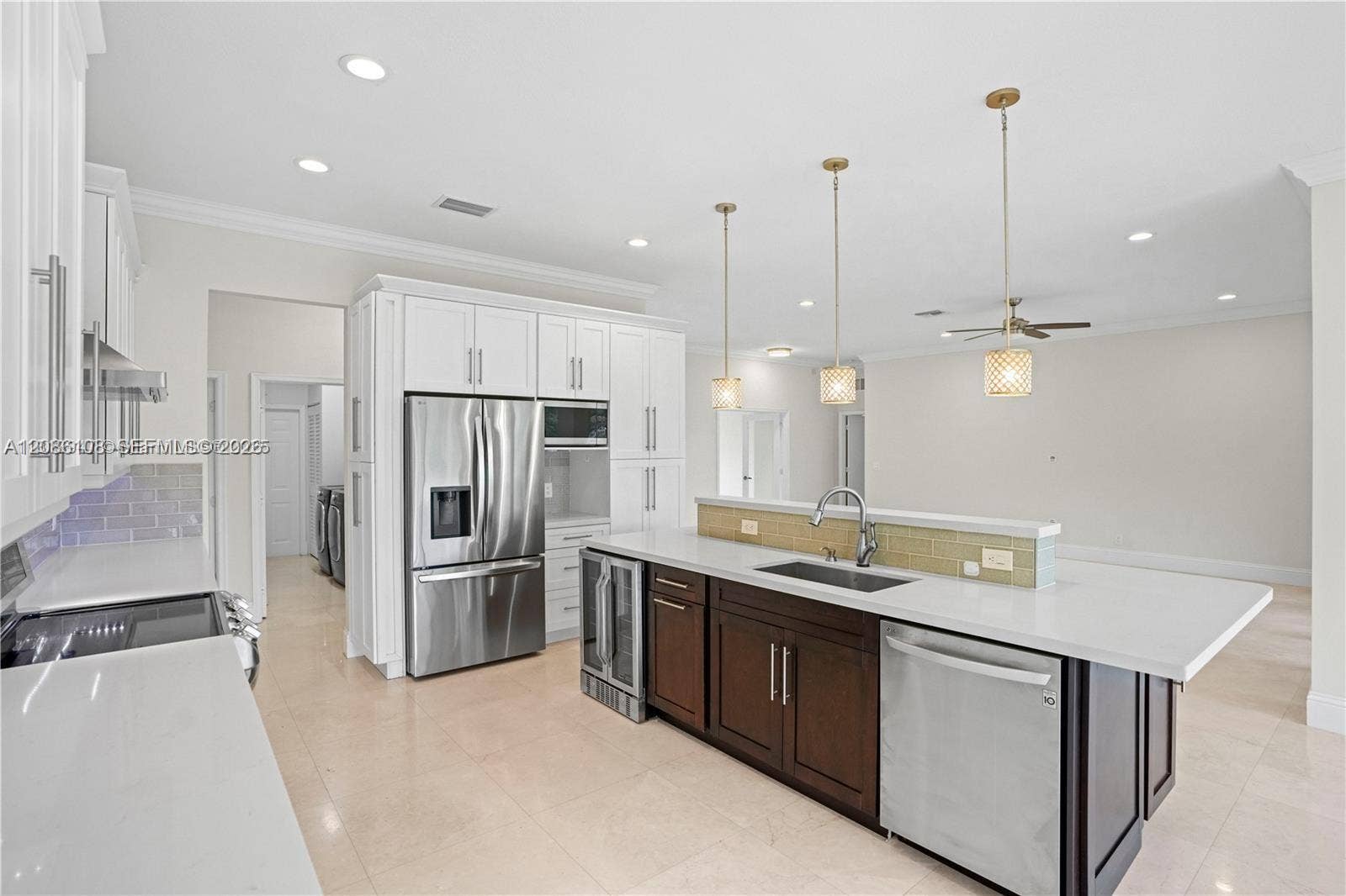 720 W Cypress Pointe Drive W, Pembroke Pines, FL 33027 Photo 11