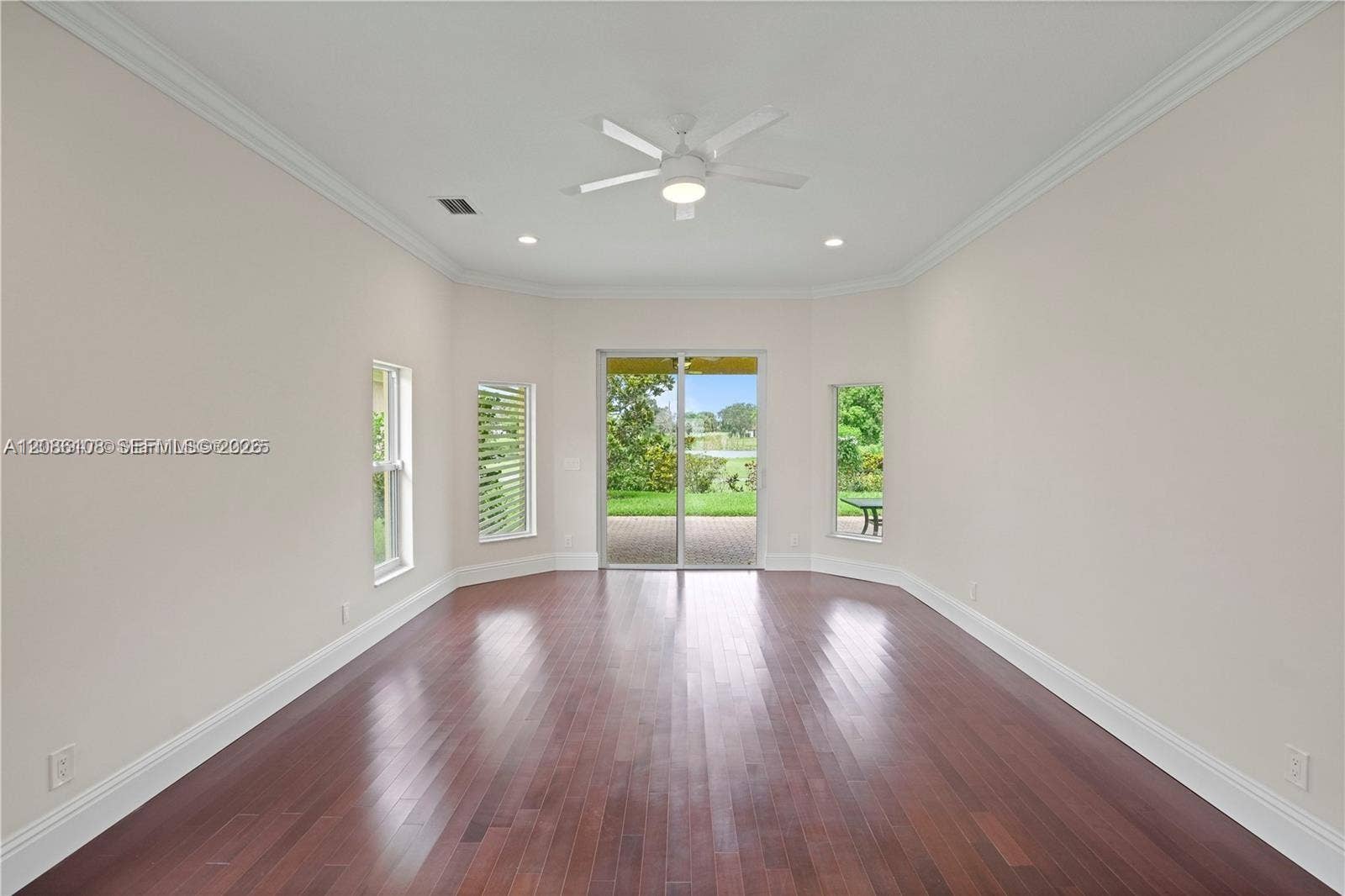 720 W Cypress Pointe Drive W, Pembroke Pines, FL 33027 Photo 30