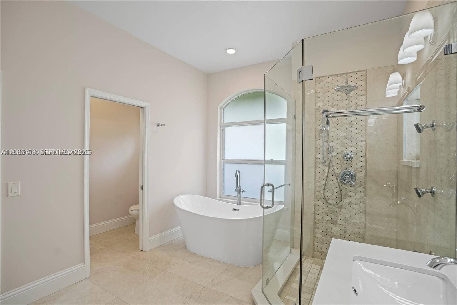 720 W Cypress Pointe Drive W, Pembroke Pines, FL 33027 Photo 37