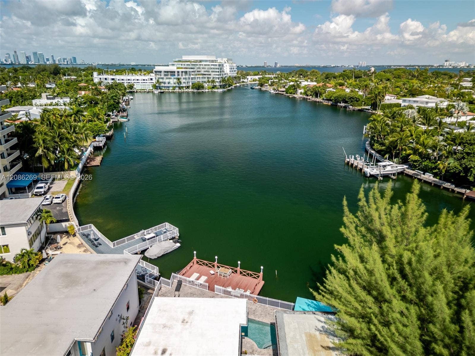 4740 Pine Tree Drive, #20, Miami Beach, FL 33140 Photo 5