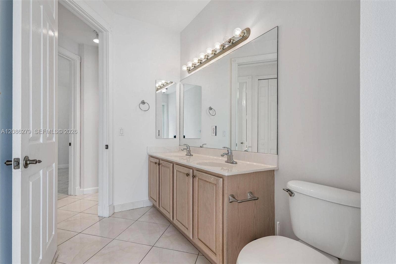13702 NW 18th Street, Pembroke Pines, FL 33028 Photo 27