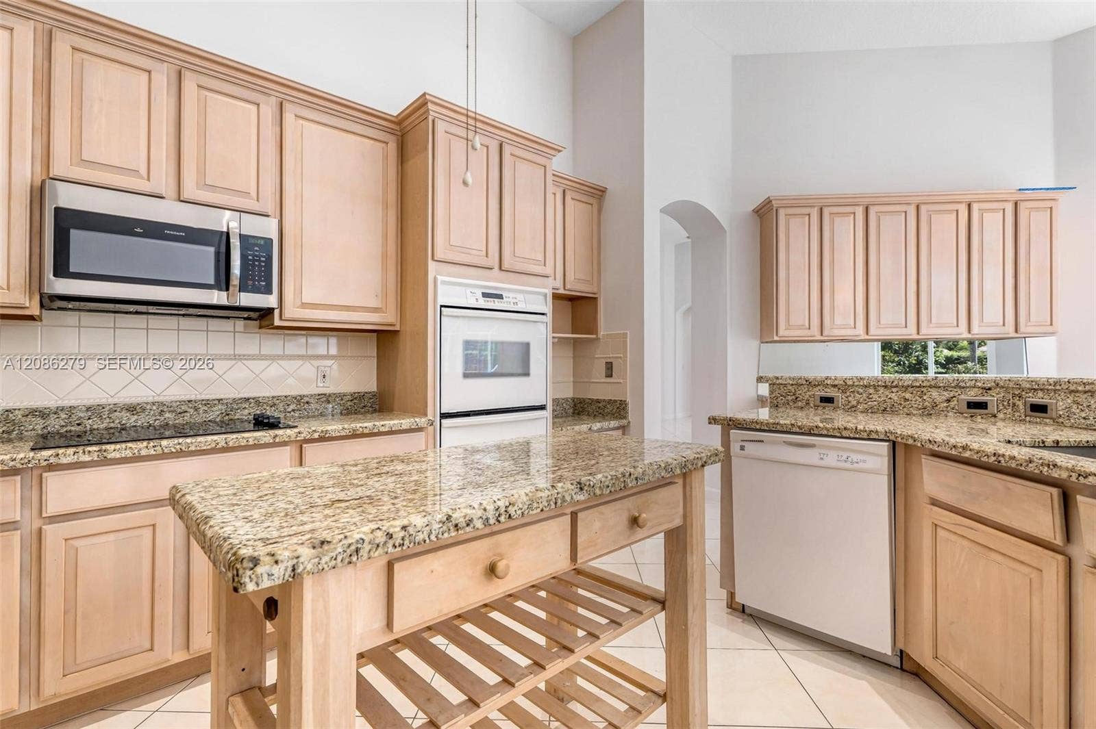 13702 NW 18th Street, Pembroke Pines, FL 33028 Photo 23