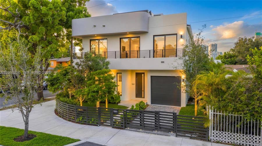 Property photo for 1001 SW 10 Avenue, Miami, FL