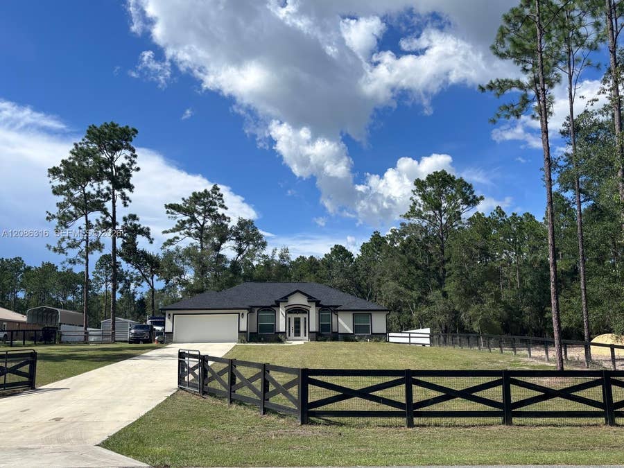 Property photo for 18537 60th Street, Dunnellon, FL